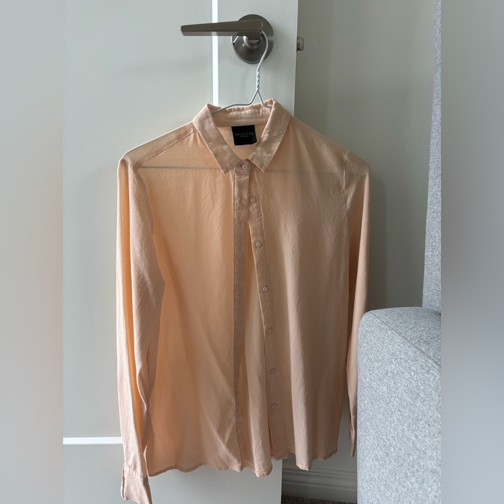 Selected femme 💯 silk dress shirt